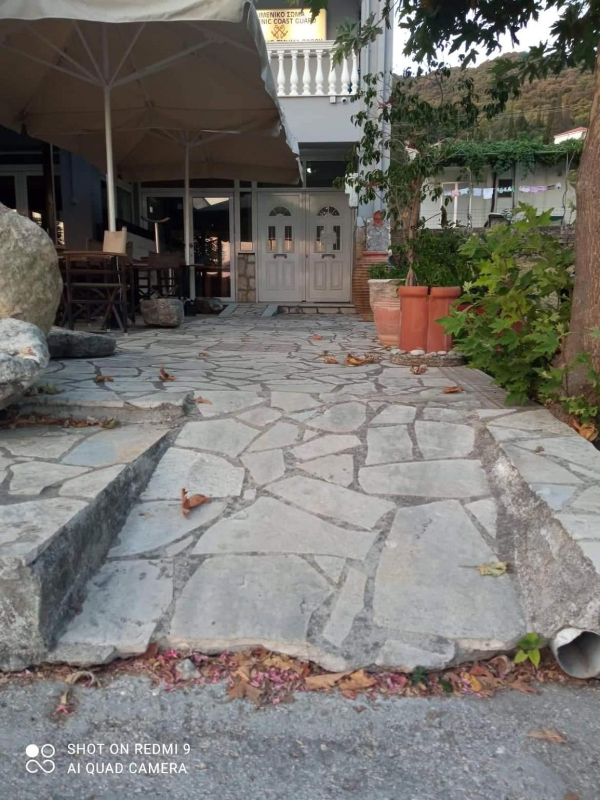 Vasilis Travlos Apartment Poros  Esterno foto